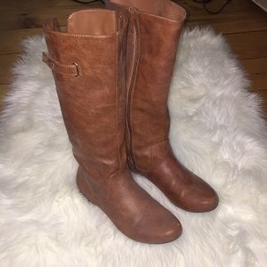 Cognac Boots